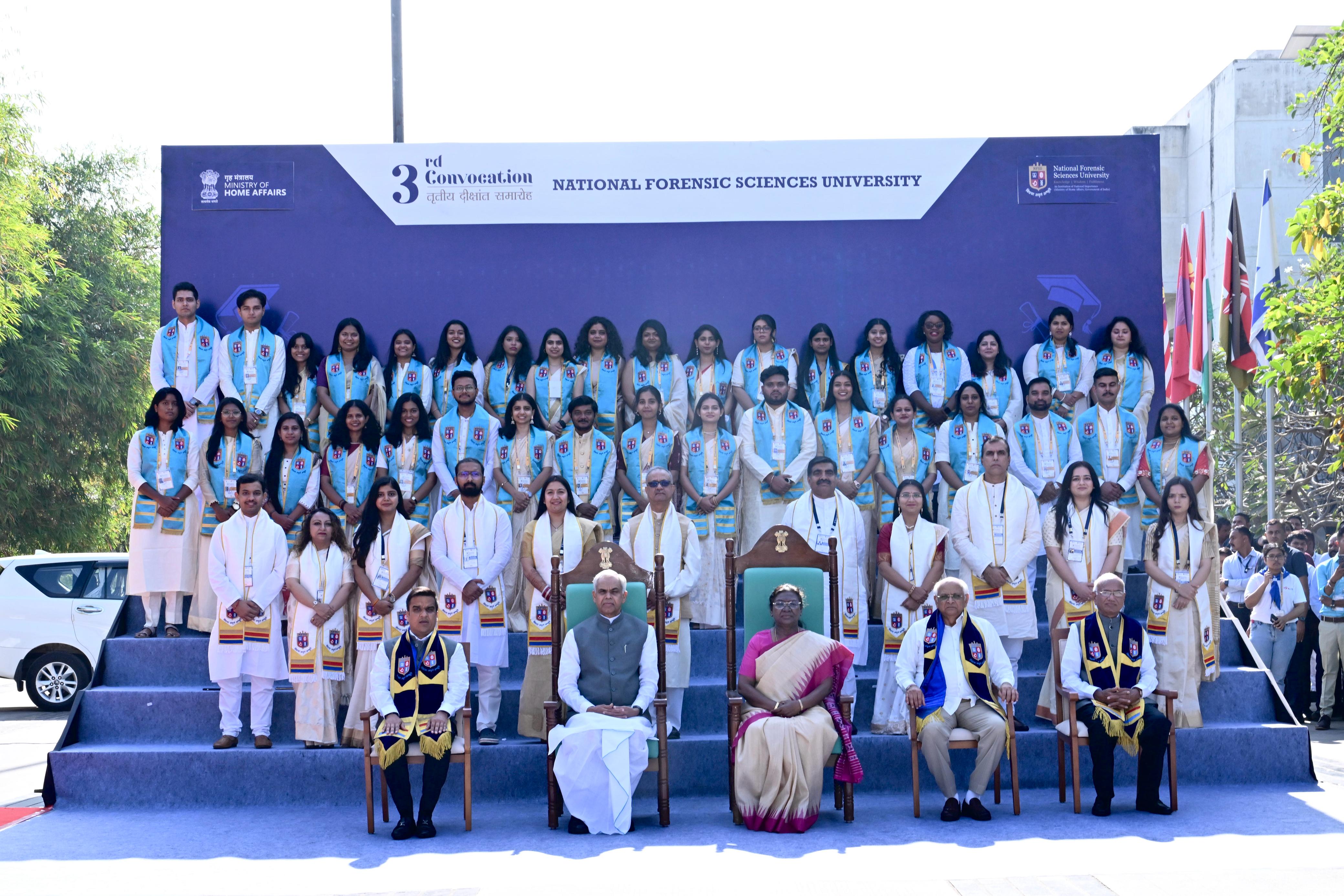 President Droupadi Murmu graces the convocation of the National Forensic Sciences University at Gandhinagar on 28 Feb 2025 President Droupadi Murmu graces the convocation of the National Forensic Sciences University at Gandhinagar on 28 Feb 2025