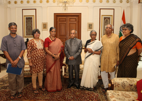 Smt. Annie Raja with Others from Pension Parishad calling on the President of India, Shri Pranab Mukherjee at Rashtrapati Bhavan in New Delhi on August 30, 2012.