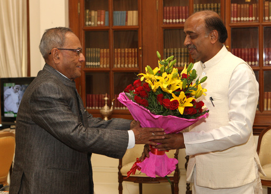 The Former Union Minister, Shri Vijay Goyal calling on the President of India, Shri Pranab Mukherjee at Rashtrapati Bhavan in New Delhi on August 30, 2012..