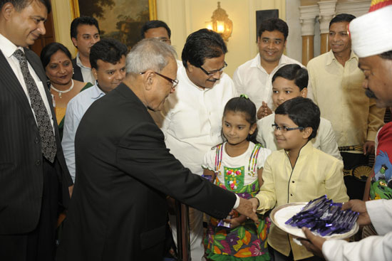 The President of India, Shri Pranab Mukherjee meeting with 10 member delegation from the various organisations on the occasion of the Maharishi Valmiki's Birthday at Rashtrapati Bhavan in New Delhi on October 29, 2012.