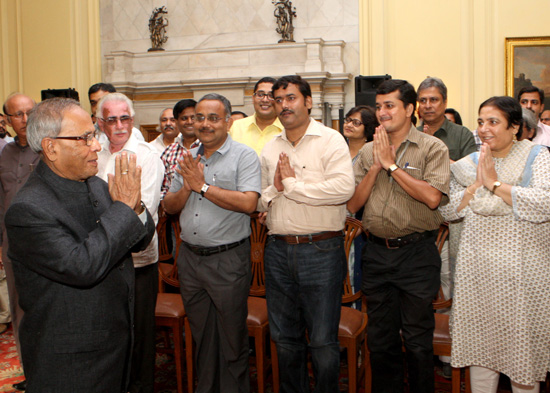 The President of India, Shri Pranab Mukherjee interacting the Media Personnel at the reception hosted in Rashtraptai Bhavan on August 7, 2012.