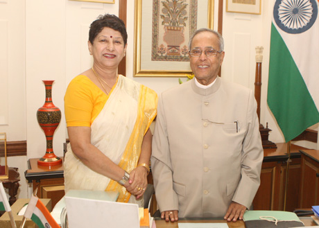 The Chairperson of the Central Social Welfare Board, Smt. Prema Cariappa calling on the President of India, Shri Pranab Mukherjee at Rashtrapati Bhavan in New Delhi on August 13, 2012.