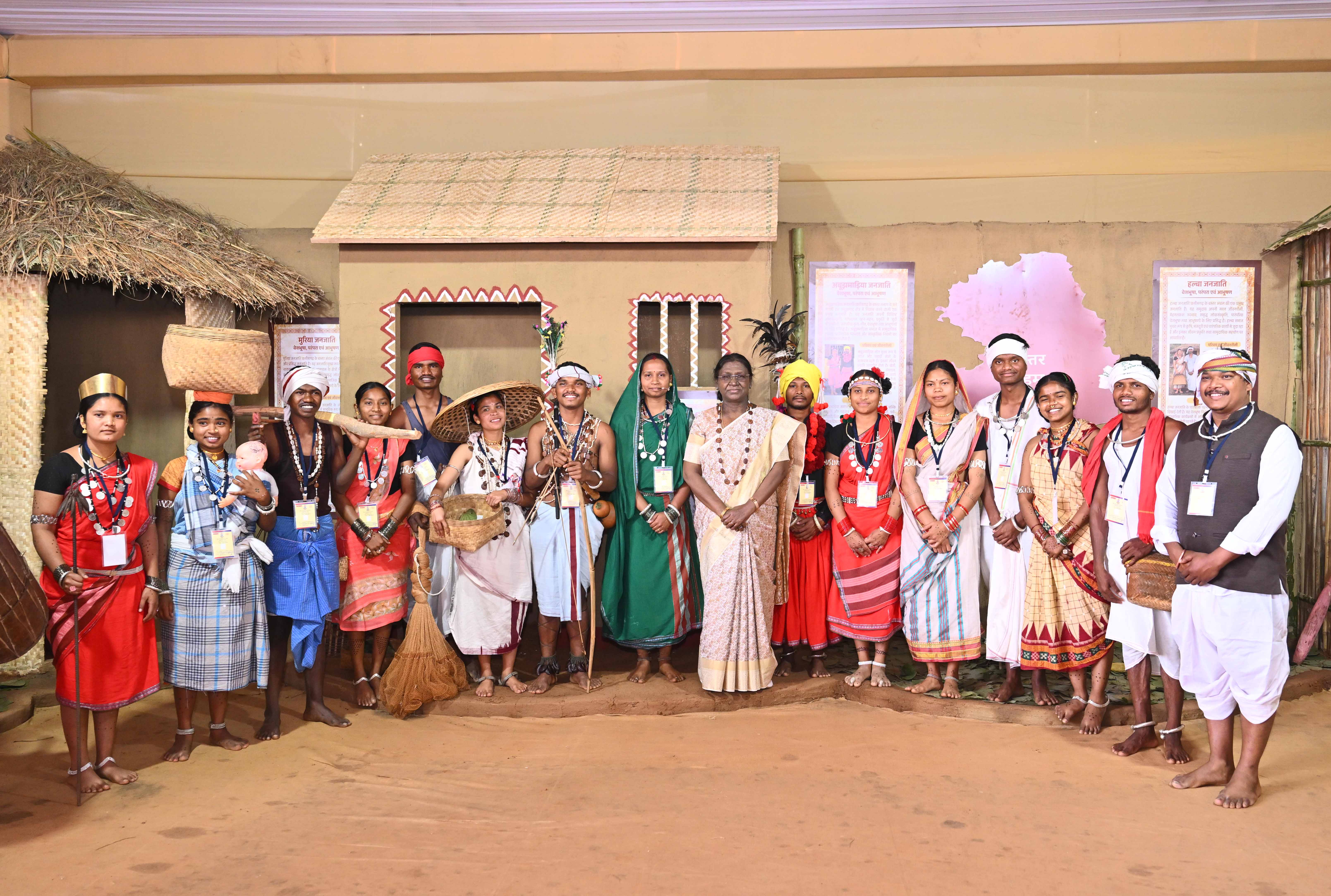 President Droupadi Murmu inaugurates the ‘Bastar Pandum 2026’ festival at Jagdalpur, Chhattisgarh on 7 Feb 2026