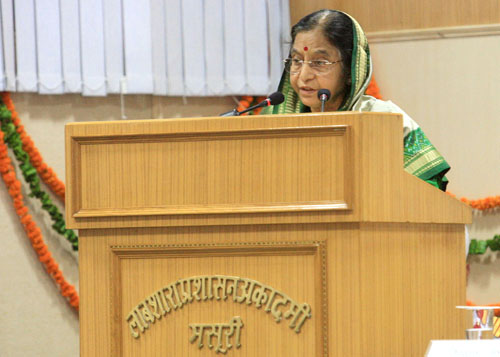 Speech by Hon'ble President of India, Shrimati Pratibha Devisingh Patil, at the Function of Lal Bahadur Shastri National Academy of Administration, Mussoorie and Release of Commemorative Postage Stamp
