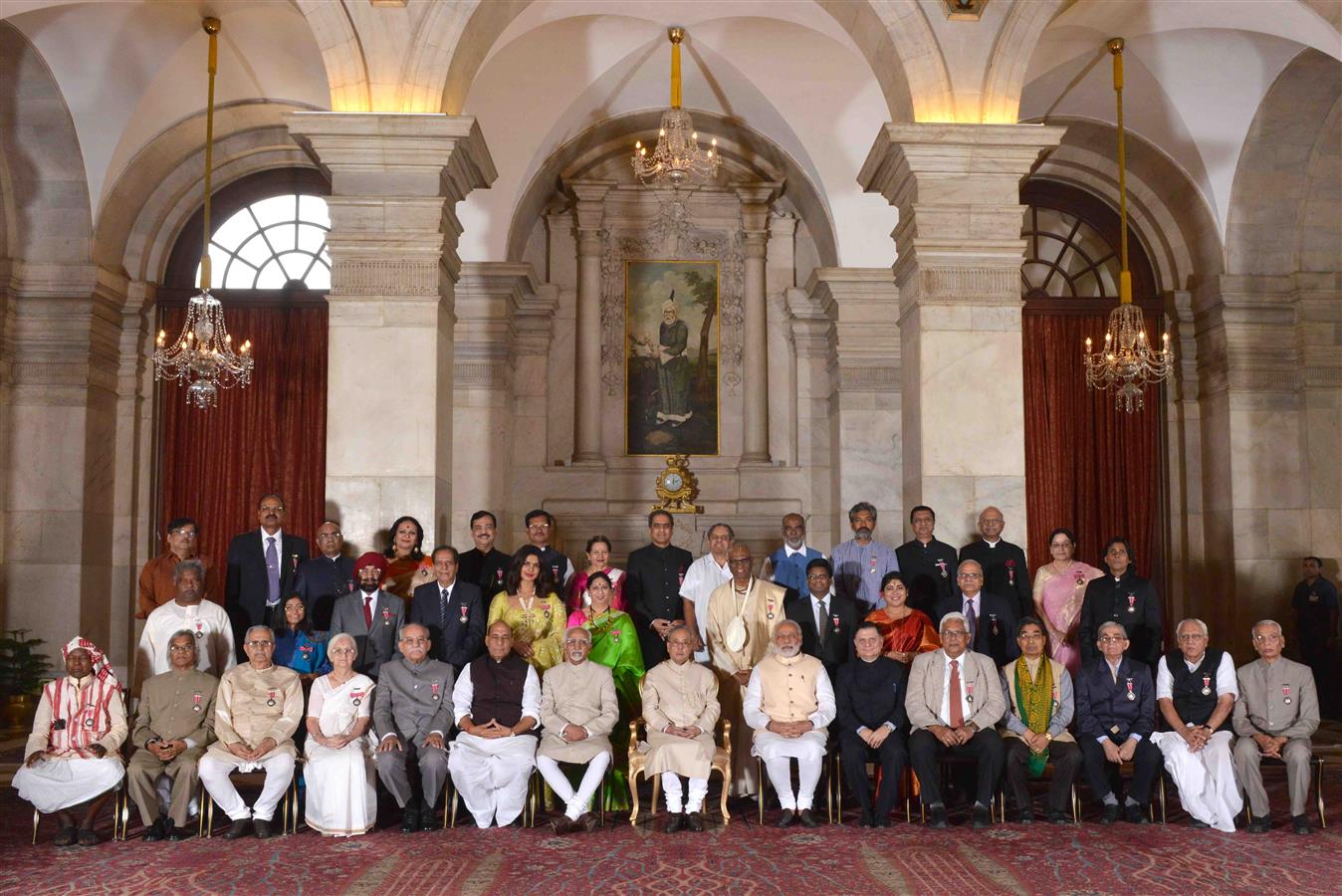 The President of India, Shri Pranab Mukherjee with recipients of Padma Shri Award at Civil Investiture Ceremony at Rashtrapati Bhavan on April 12, 2016. 