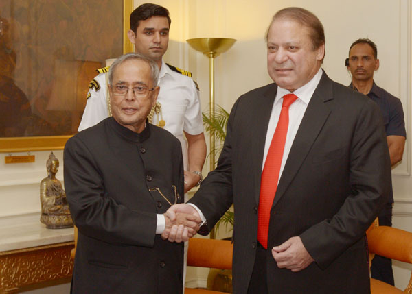 The Prime Minister of the Islamic Republic of Pakistan, His Excellency Mr. Muhammad Nawaz Sharif calling on the President of India, Shri Pranab Mukherjee at Rashtrapati Bhavan in New Delhi on May 27, 2014. 
