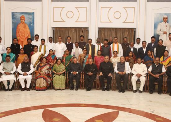 The President of India, Shri Pranab Mukherjee with Members of Parliament and Members of Legislative Assembly at Raj Bhavan in Raipur, Chhattisgarh on November 7, 2012. Also seen are the Governor of Chhattisgarh, Shri Shekhar Dutt and the Chief Minister of