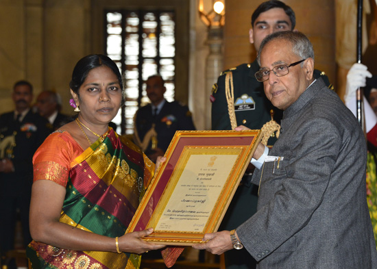 The President of India, Shri Pranab Mukherjee with the Heads of State/Government who attended the ASEAN-India Special Commemorative Summit at Rashtrapati Bhavan in New Delhi on December 20, 2012. Also seen are the Vice President of India, Shri M. Hamid An