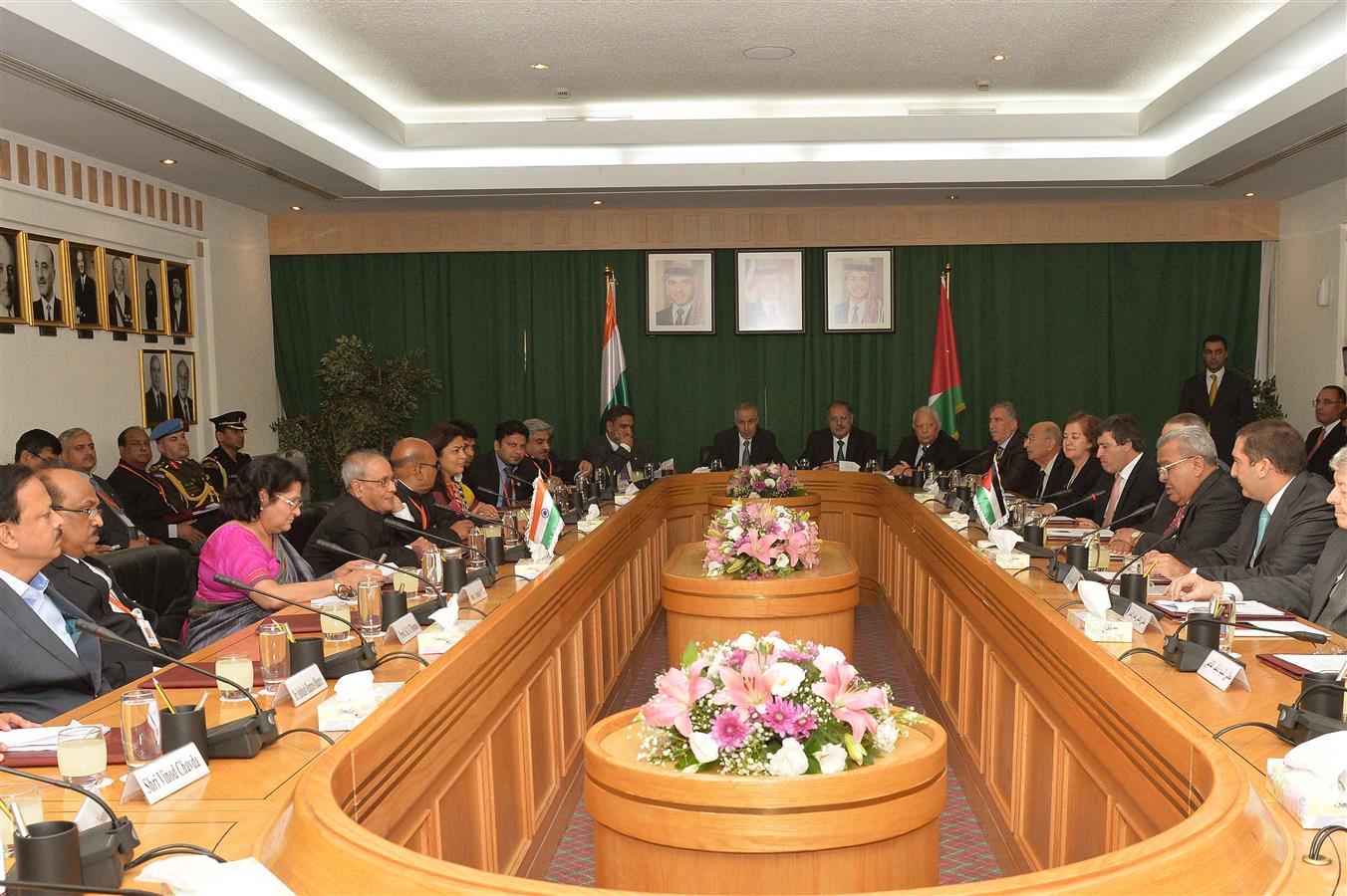 The President of India, Shri Pranab Mukherjee meeting with the Hon'ble Chairman of the Senate, Dr. Abdur-Raouf Rawabdeh and the Members of the Committee on Foreign Relations at Parliament House in Amman, Jordan on October 11, 2015.