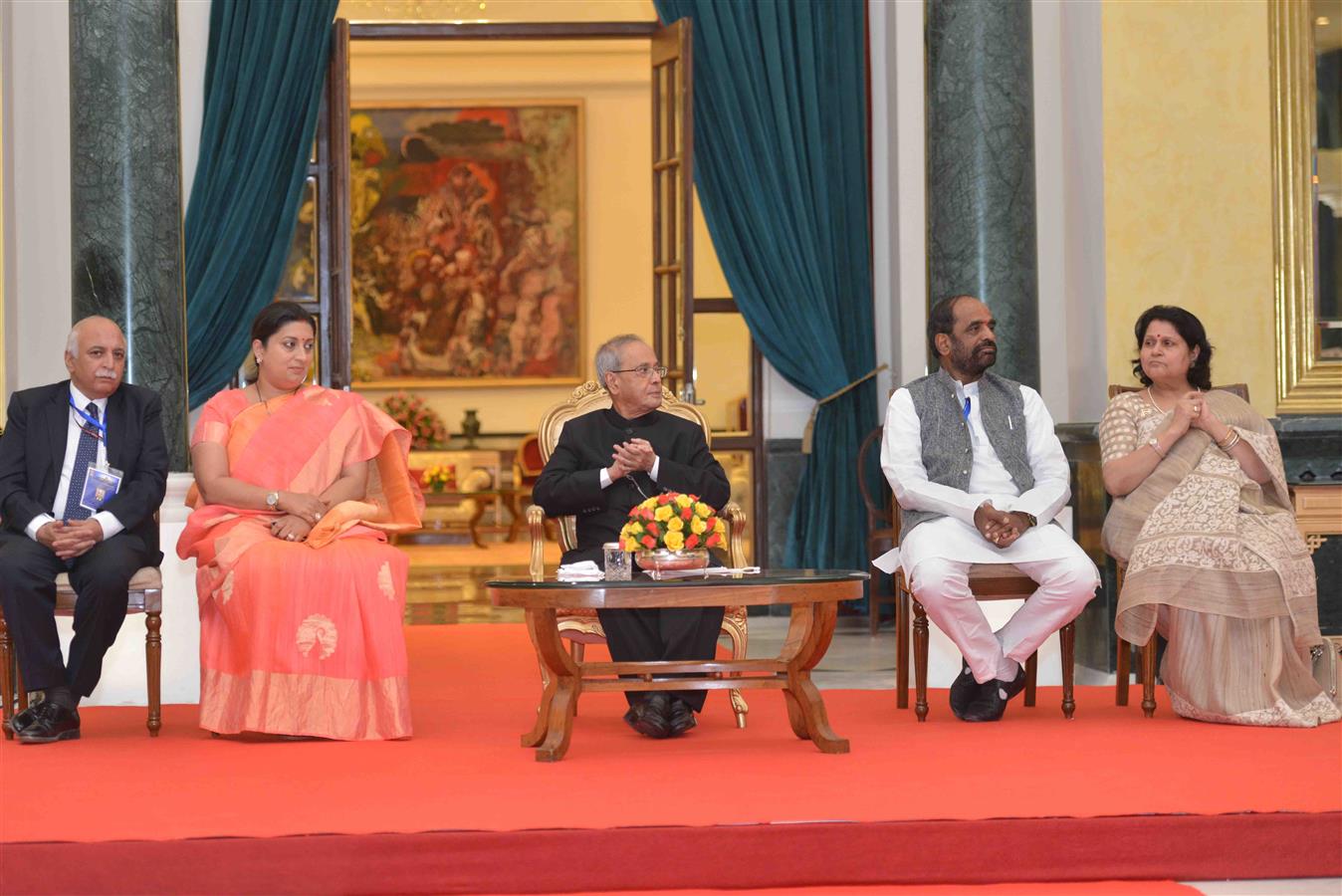 The President of India, Shri Pranab Mukherjee during the exchanging of MoUs between various Industry and Academic Institution at Rashtrapati Bhavan on November 4, 2015