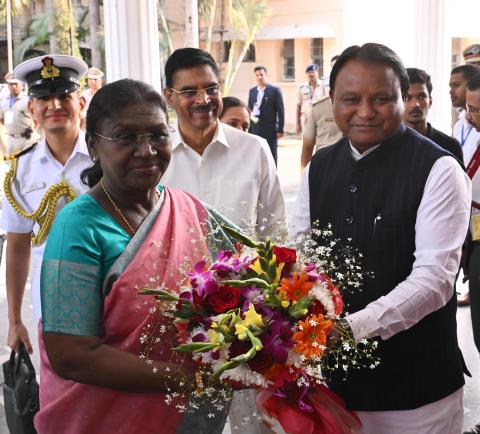 President Droupadi Murmu graces the ‘Black Swan Summit, India’ being organised by the Government of Odisha in collaboration with Global Finance and Technology Network at Bhubaneswar on 6 Feb 2026.