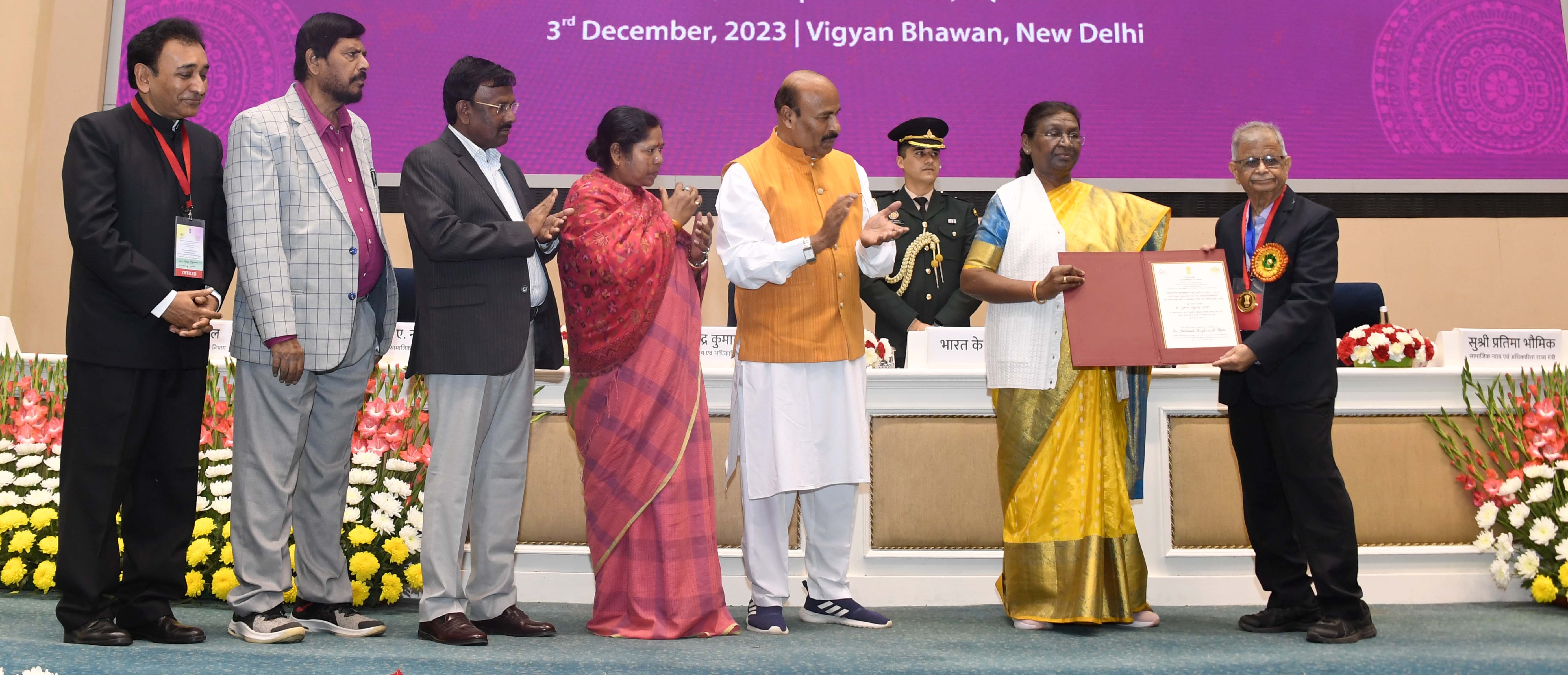 The President of India, Smt Droupadi Murmu presented the National Awards for the Empowerment of Persons with Disabilities for the year 2023 in New Delhi on December 3, 2023 on the occasion of the International Day of Persons with Disabilities.